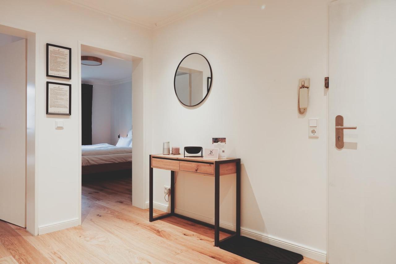 Mel&Bens Modern Oak-Apartments Fuer Bis Zu 12 Personen BRE 外观 照片