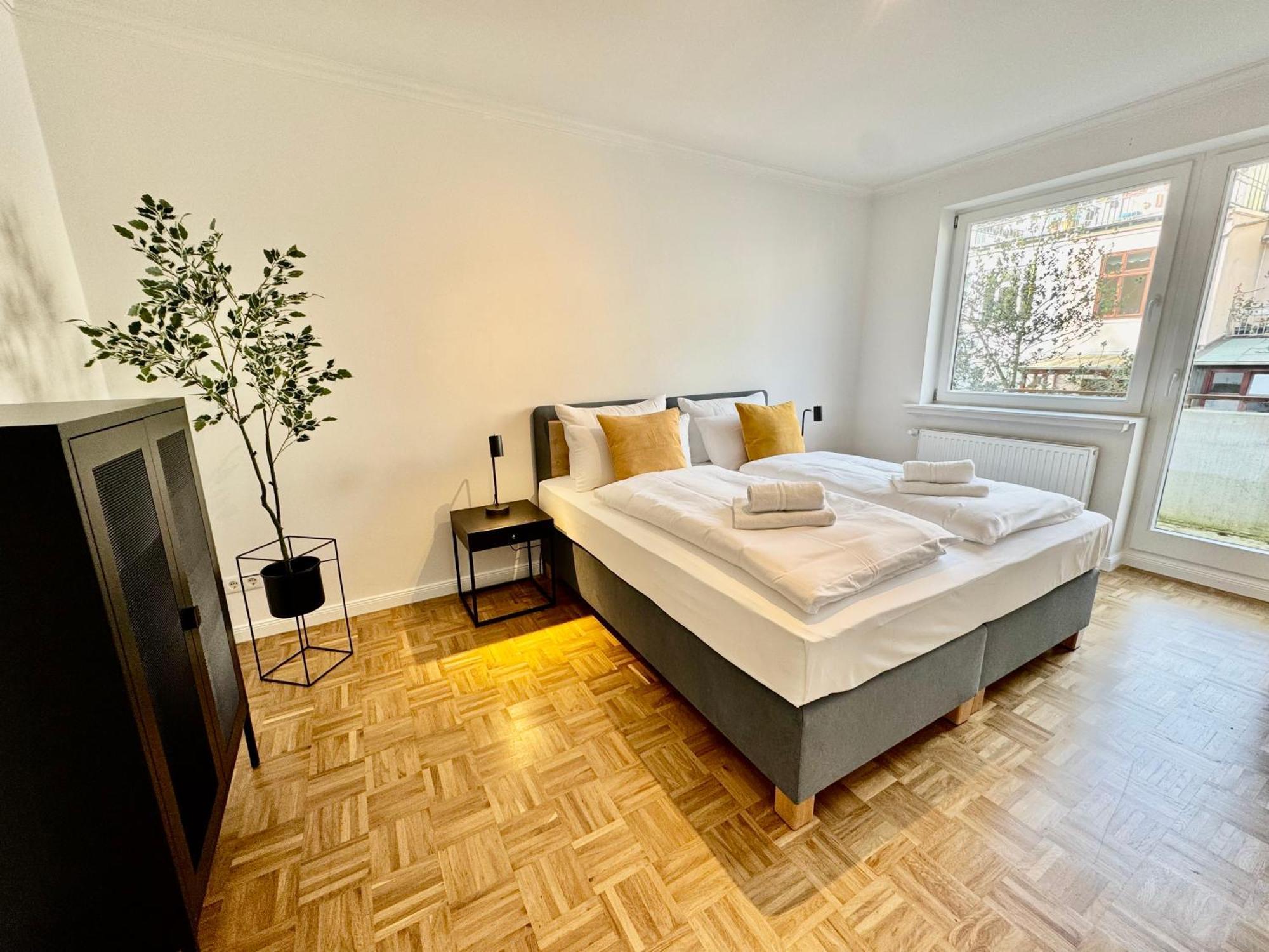 Mel&Bens Modern Oak-Apartments Fuer Bis Zu 12 Personen BRE 外观 照片