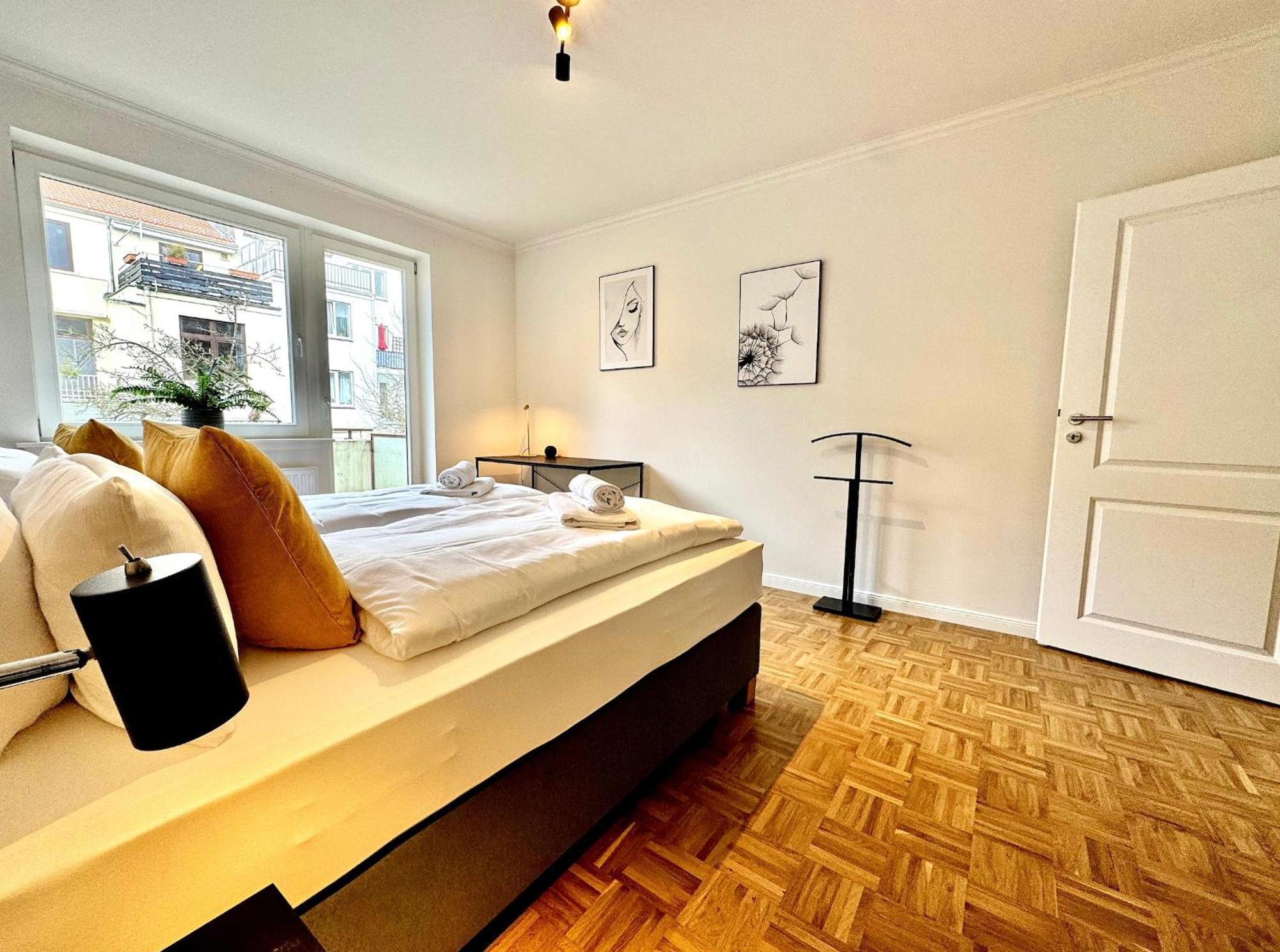 Mel&Bens Modern Oak-Apartments Fuer Bis Zu 12 Personen BRE 外观 照片